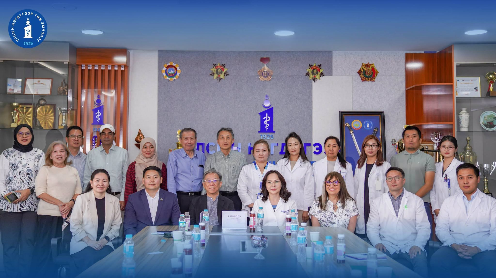 УНТЭ-Д ЭМНЭЛГИЙН ТОНОГ ТӨХӨӨРӨМЖИЙН ОЛОН УЛСЫН ЭРДЭМТЭН, СУДЛААЧ, ИНЖЕНЕРҮҮД ЗОЧИЛЛОО